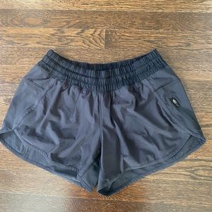 Lululemon Black Speed Up Mid-Rise 4” Shorts, Size 8